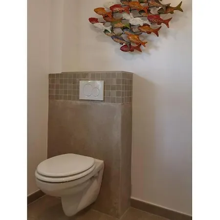 Mit Kamin Und Idyllischem Garten Fuenfseen